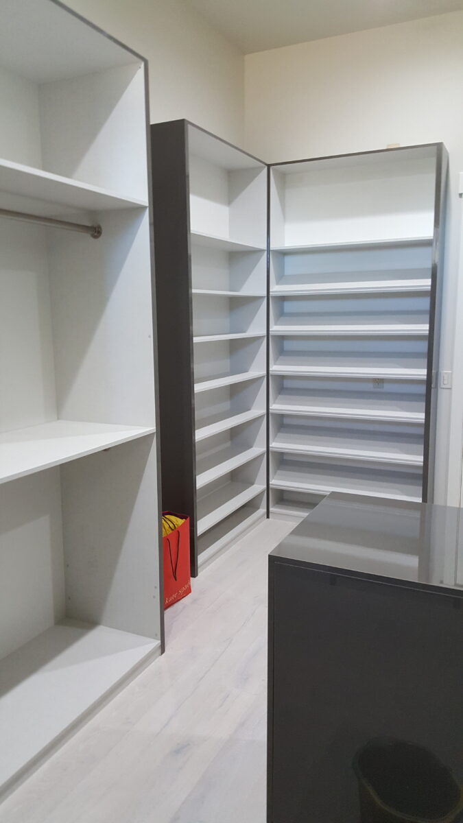 Modern custom closet. Closet shelving.
